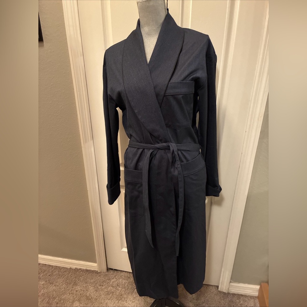 Hart schaffner Marx mens belted robe size S/M